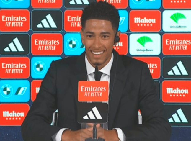 ريال مدريد يجري حفل تقديم لاعبه بيلينجهام لوسائل الإعلام
